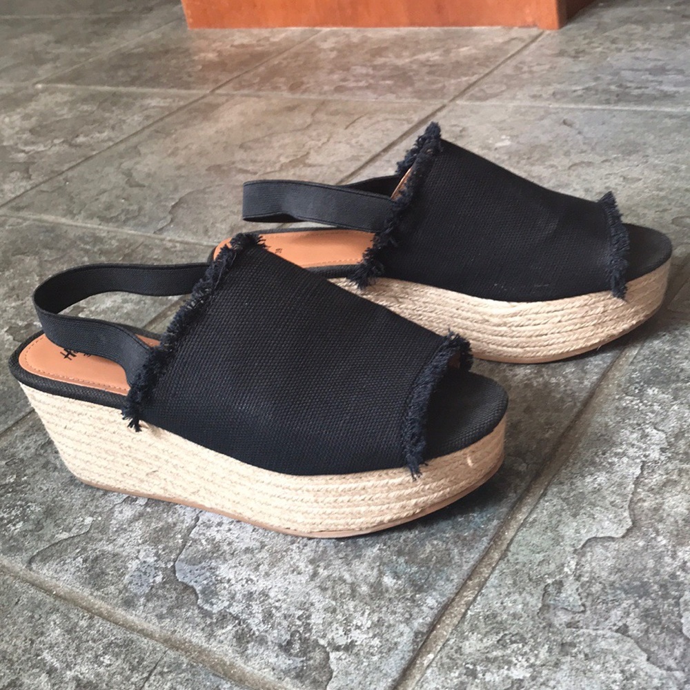 Black espadrilles wedges!
